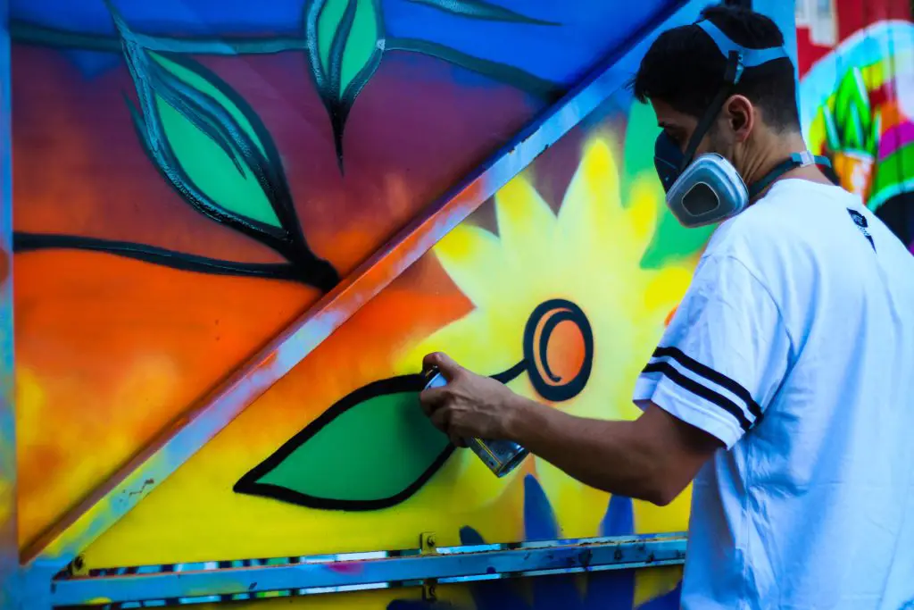 non toxic spray paint for plastic