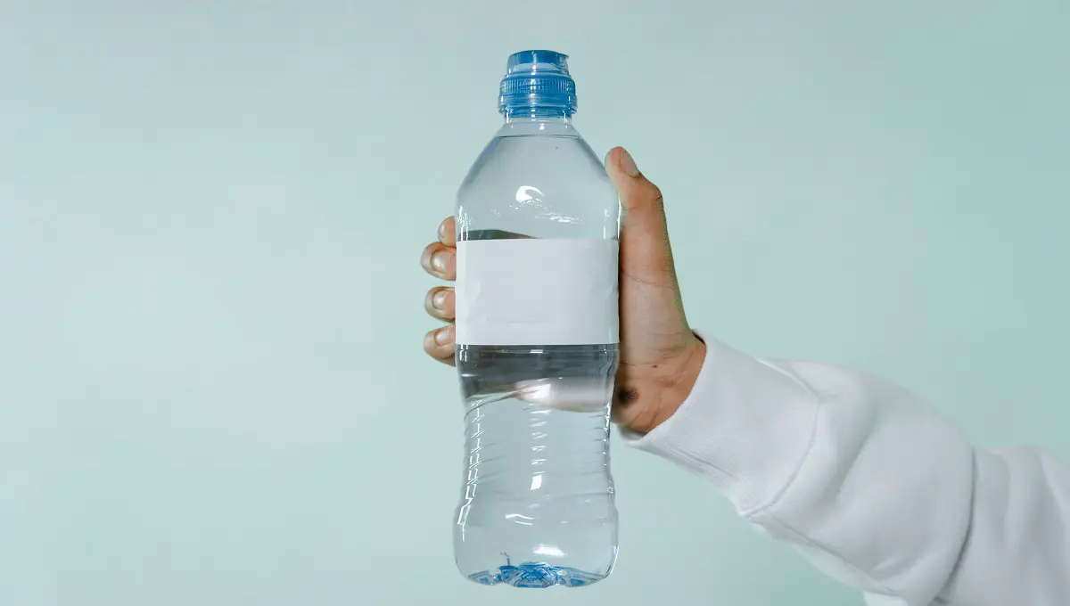 20 Tips to Reduce Plastic Water Bottles
