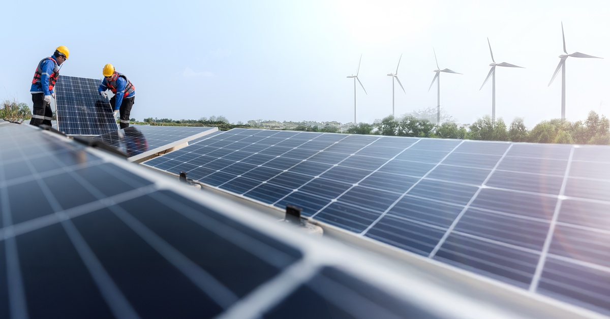 What Are Solar Panels Made of and How Are They Built?